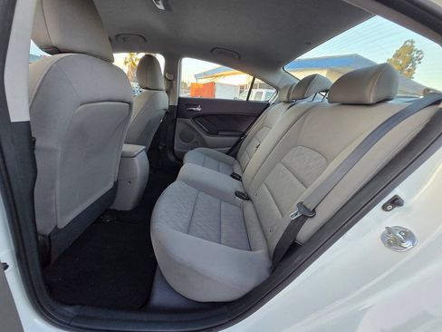 Used 2014 Kia Forte LX FWD image 24