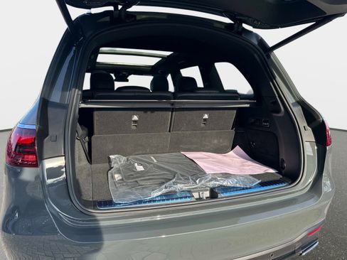 New 2026 Mercedes-Benz GLS 450 450 4MATIC SUV image 10