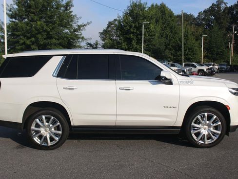 Used 2021 Chevrolet Tahoe High Country w/ Premium Package AWD/4WD image 7