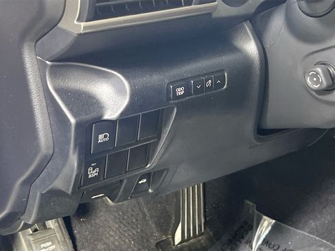 Used 2018 Lexus IS 300 AWD w/ Comfort Package image 10