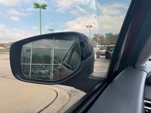 Used 2022 Subaru Legacy Limited image 25