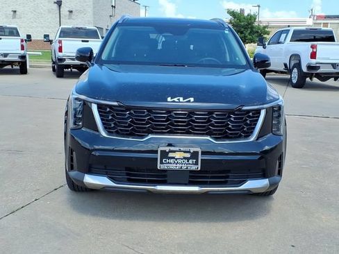 Used 2025 Kia Sorento S w/ Panoramic Sunroof Package FWD image 2