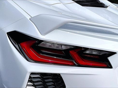 Used 2024 Chevrolet Corvette Stingray w/ Z51 Performance Package image 18