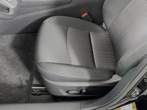 New 2026 Nissan Altima 2.5 SV FWD image 17
