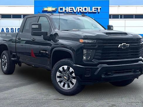 New 2026 Chevrolet Silverado 2500 Custom w/ Custom Value Package AWD/4WD image 1