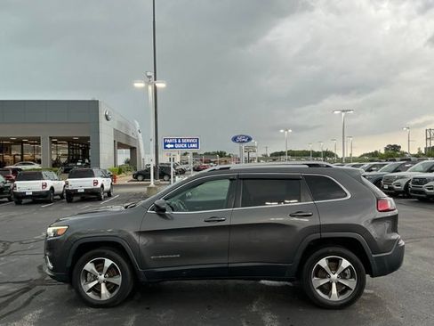 Used 2020 Jeep Cherokee Limited AWD/4WD image 6