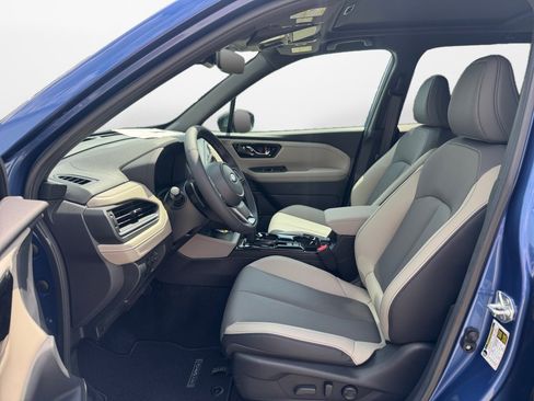 New 2026 Subaru Forester Limited AWD/4WD image 9