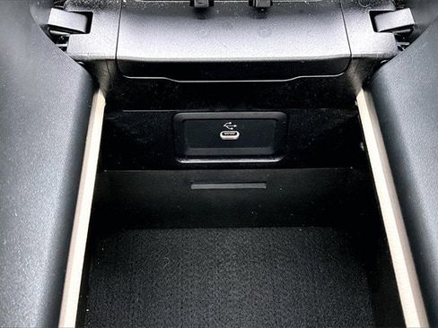 Certified 2025 Mercedes-Benz C 300 4MATIC Sedan image 19