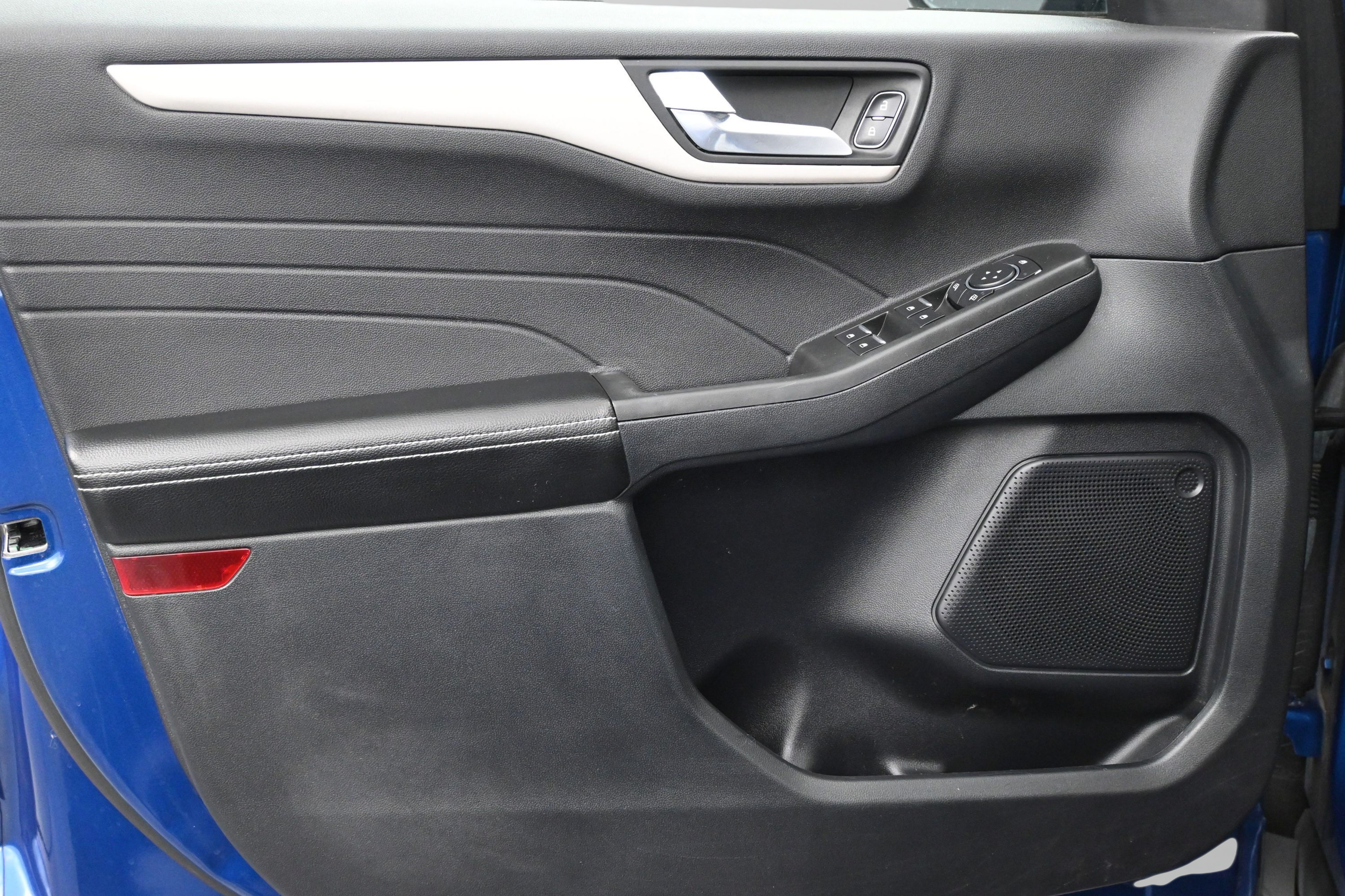 Used 2022 Ford Escape SEL FWD image 11