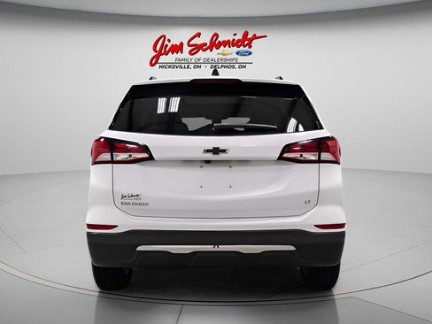 Used 2022 Chevrolet Equinox LT w/ LT True North Edition image 5