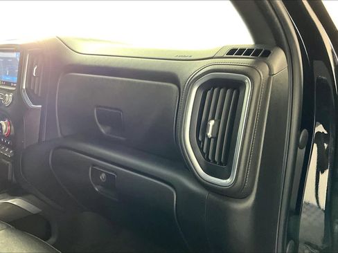 Used 2022 GMC Sierra 2500 AT4 w/ AT4 Preferred Package AWD/4WD image 17
