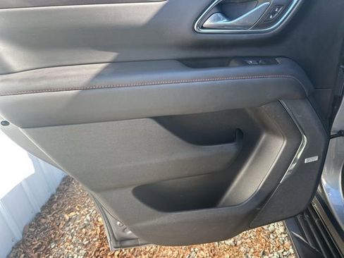 Used 2022 Chevrolet Tahoe RST w/ Luxury Package image 17