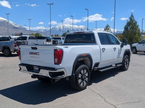 Used 2021 GMC Sierra 2500 4x4 Crew Cab w/ Convenience Package image 3