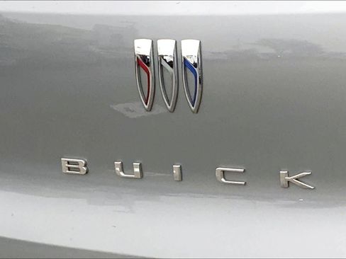 Used 2024 Buick Encore GX Sport Touring image 27