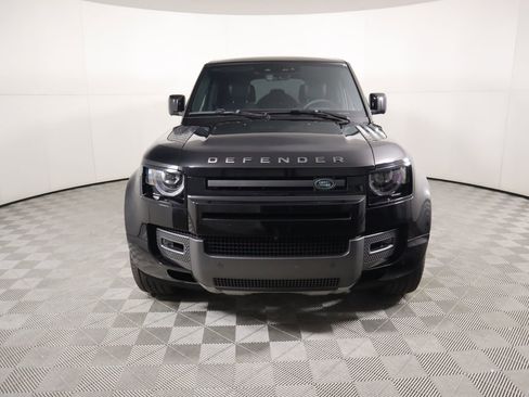 Used 2023 Land Rover Defender 110 V8 image 2