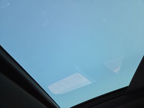 Used 2025 Audi Q8 Prestige w/ Prestige Package image 15