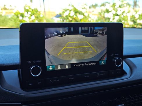 Used 2025 Honda Accord SE image 29