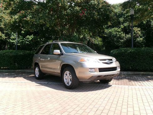 Used 2005 Acura MDX Touring AWD/4WD image 3
