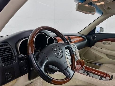 Used 2008 Lexus SC 430 Convertible image 9