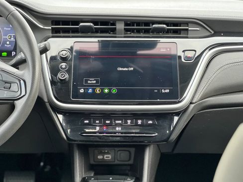 Used 2023 Chevrolet Bolt EUV LT image 18