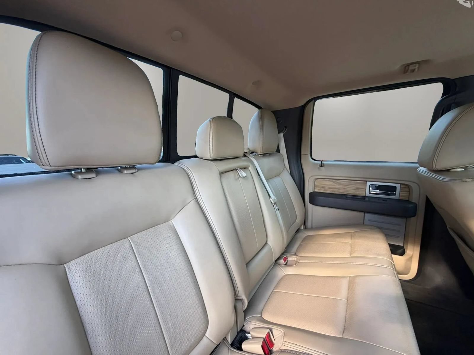 Used 2011 Ford F150 Lariat w/ Lariat Chrome Pkg AWD/4WD image 29