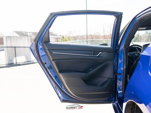 Used 2018 Honda Accord Sport image 43