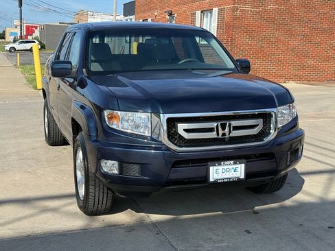 Used 2011 Honda Ridgeline RTS image 3