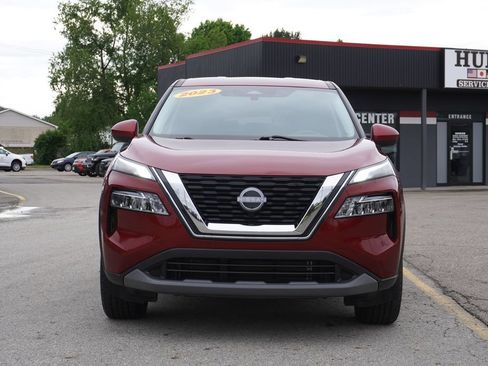 Used 2023 Nissan Rogue SV AWD/4WD image 2