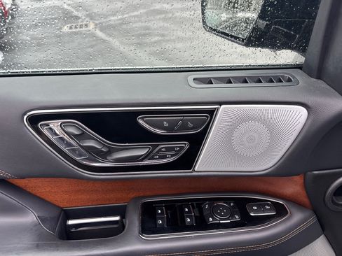 Certified 2023 Lincoln Navigator L Black Label AWD/4WD image 12