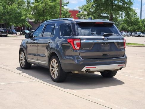 Used 2016 Ford Explorer Limited FWD image 7