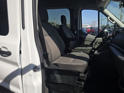 Used 2024 Ford Transit 350 XLT RWD image 12