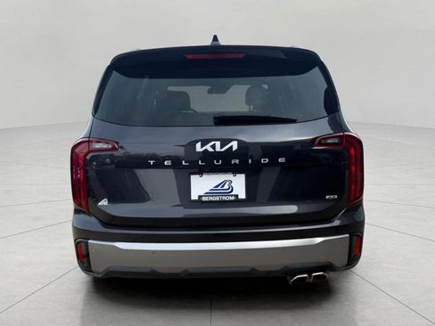 Used 2025 Kia Telluride S image 10