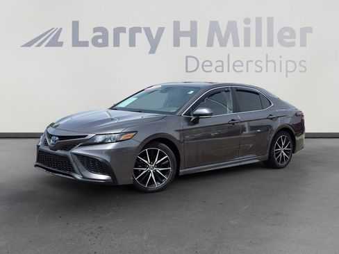 Certified 2023 Toyota Camry SE w/ Audio Upgrade Package image 1