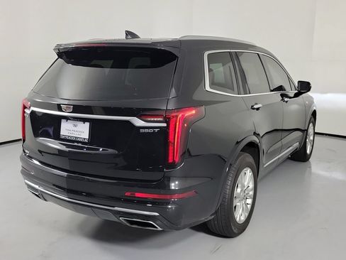 Used 2024 Cadillac XT6 Luxury w/ LPO, Floor Liner Package AWD/4WD image 3