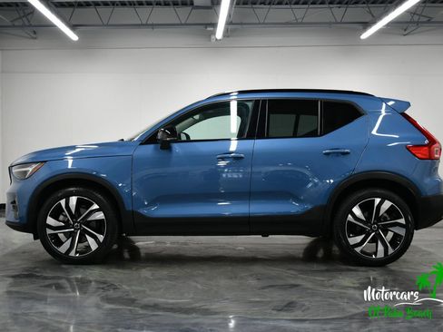 Used 2025 Volvo XC40 B5 Ultra w/ Protection Package Premier AWD/4WD image 4