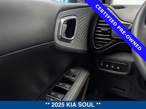 Used 2025 Kia Soul S FWD image 24