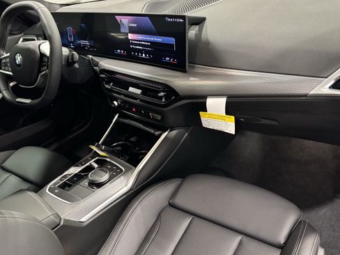 New 2026 BMW 330i xDrive Sedan w/ Convenience Package AWD/4WD image 25