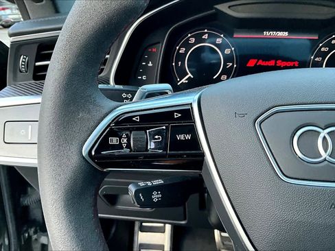 Used 2022 Audi RS 7 Sportback image 21