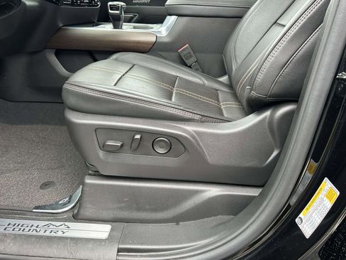 Used 2024 Chevrolet Silverado 1500 High Country w/ Midnight Edition image 18