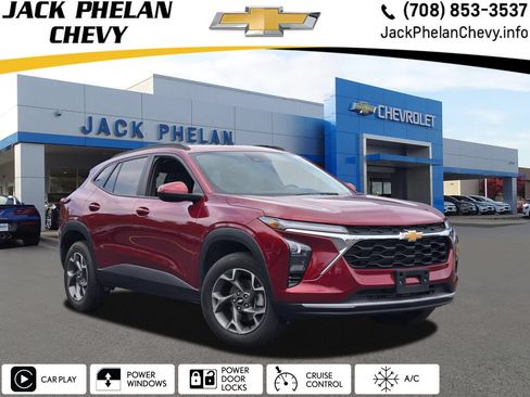 Certified 2025 Chevrolet Trax LT w/ Driver Confidence Package FWD image 1
