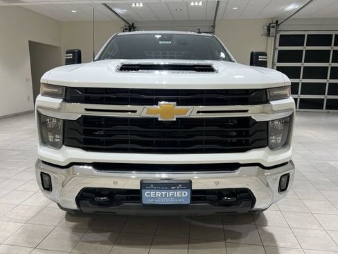 Used 2025 Chevrolet Silverado 3500 LT w/ Safety Package AWD/4WD image 8