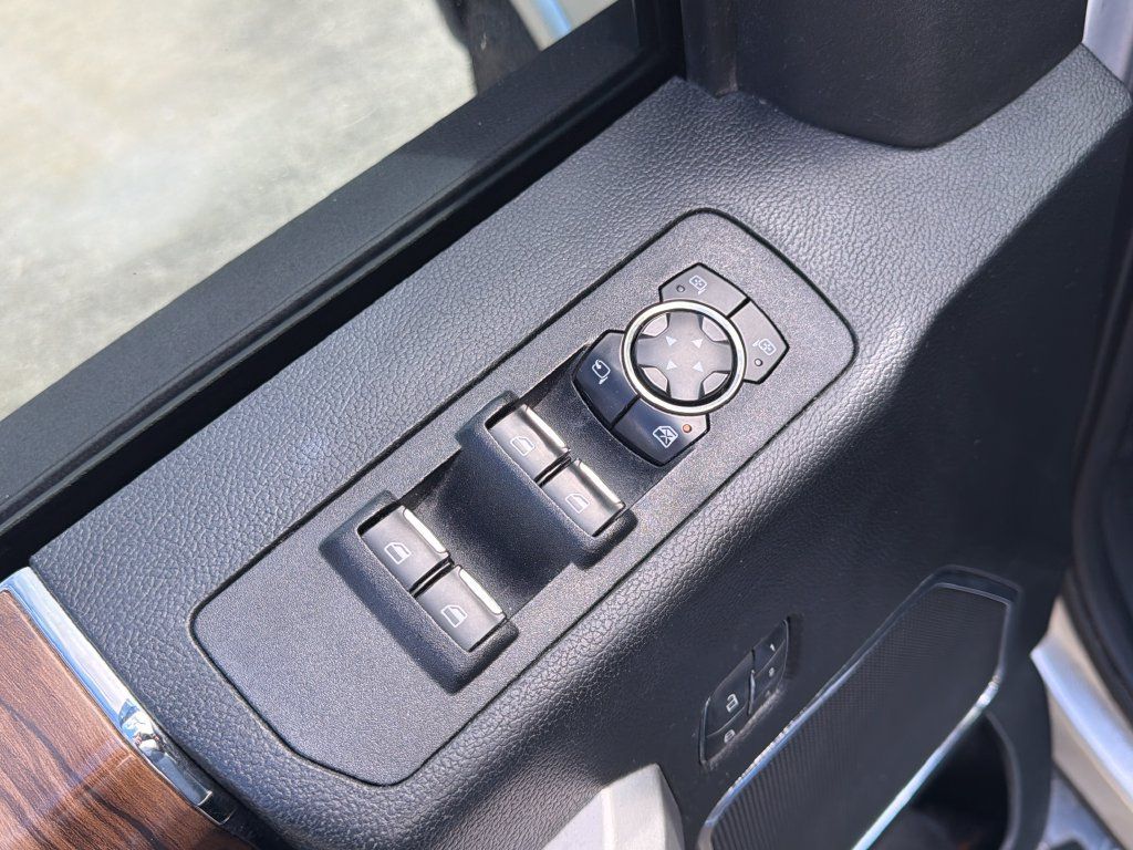 Used 2018 Ford F150 Lariat RWD image 16