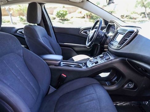 Used 2015 Chrysler 200 Limited w/ Convenience Group FWD image 22