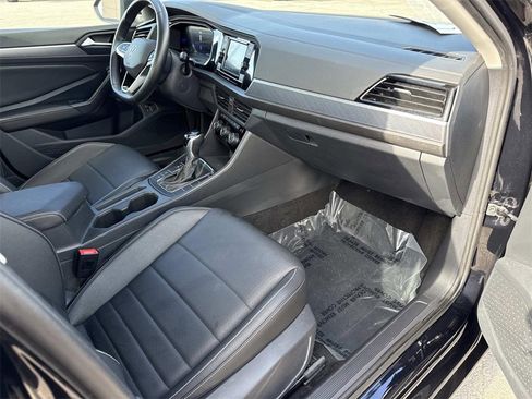 Used 2024 Volkswagen Jetta SE image 26