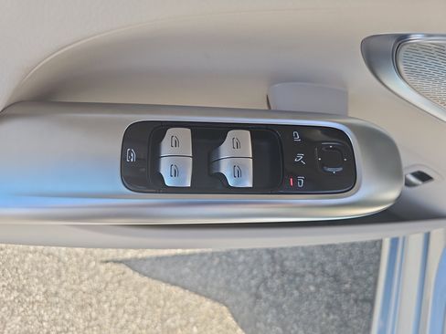 New 2026 Mercedes-Benz C 300 Sedan image 28