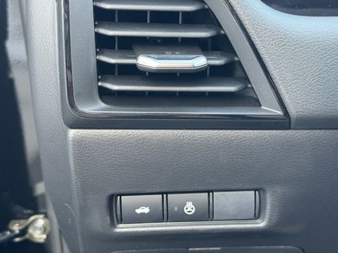 New 2026 Nissan Sentra SV w/ SV Convenience Package FWD image 6