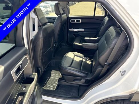 Used 2023 Ford Explorer XLT w/ Equipment Group 202A AWD/4WD image 6