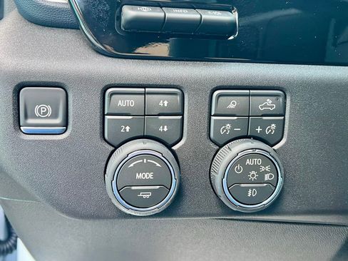 New 2026 Chevrolet Silverado 2500 High Country w/ Technology Package image 19