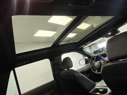 Used 2021 Ford Expedition Max Limited image 42