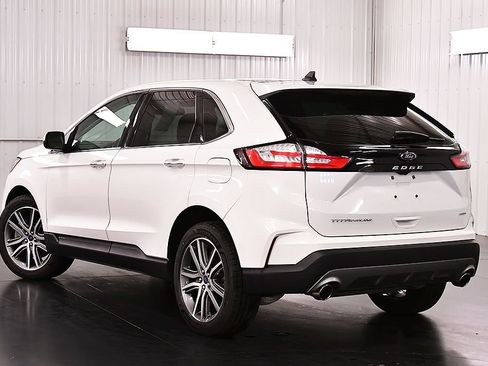 Used 2022 Ford Edge Titanium AWD/4WD image 5